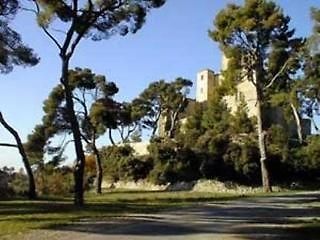 Chateau De Meyrargues Exterior foto
